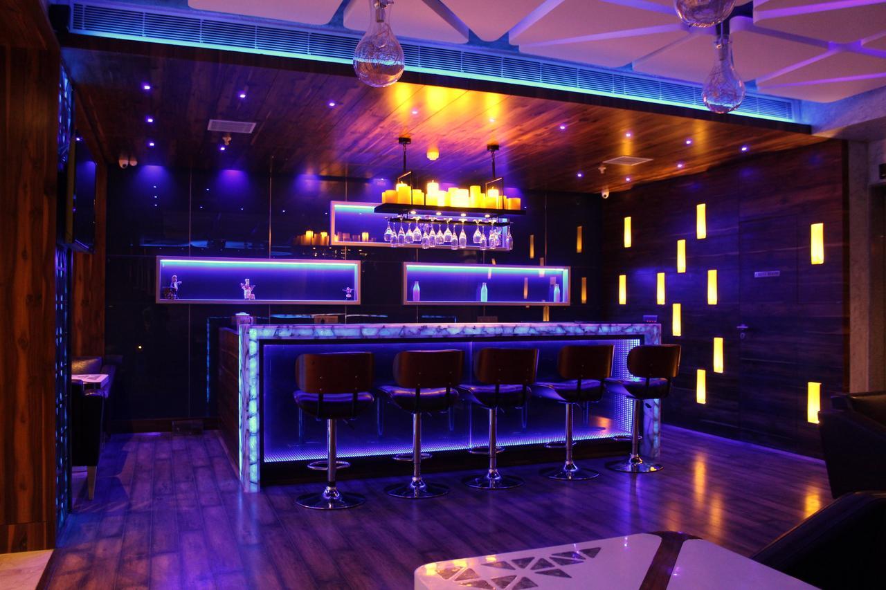 Skk Blu Hotel & Spa Удайпур Екстериор снимка