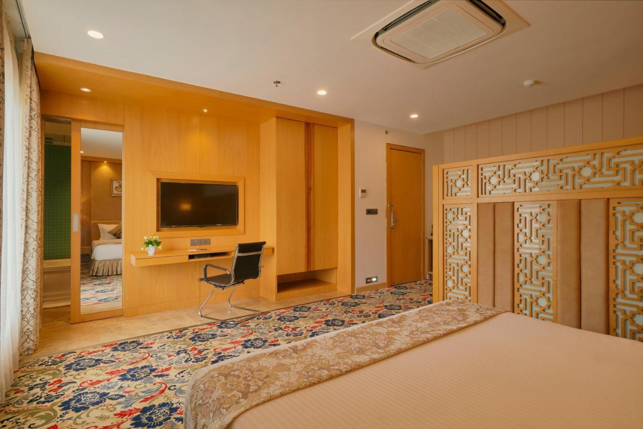 Skk Blu Hotel & Spa Удайпур Екстериор снимка