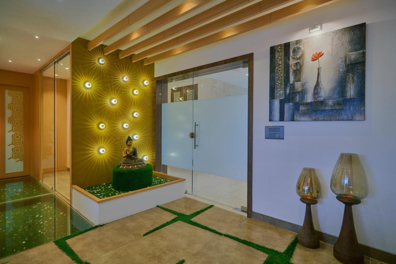 Skk Blu Hotel & Spa Удайпур Екстериор снимка